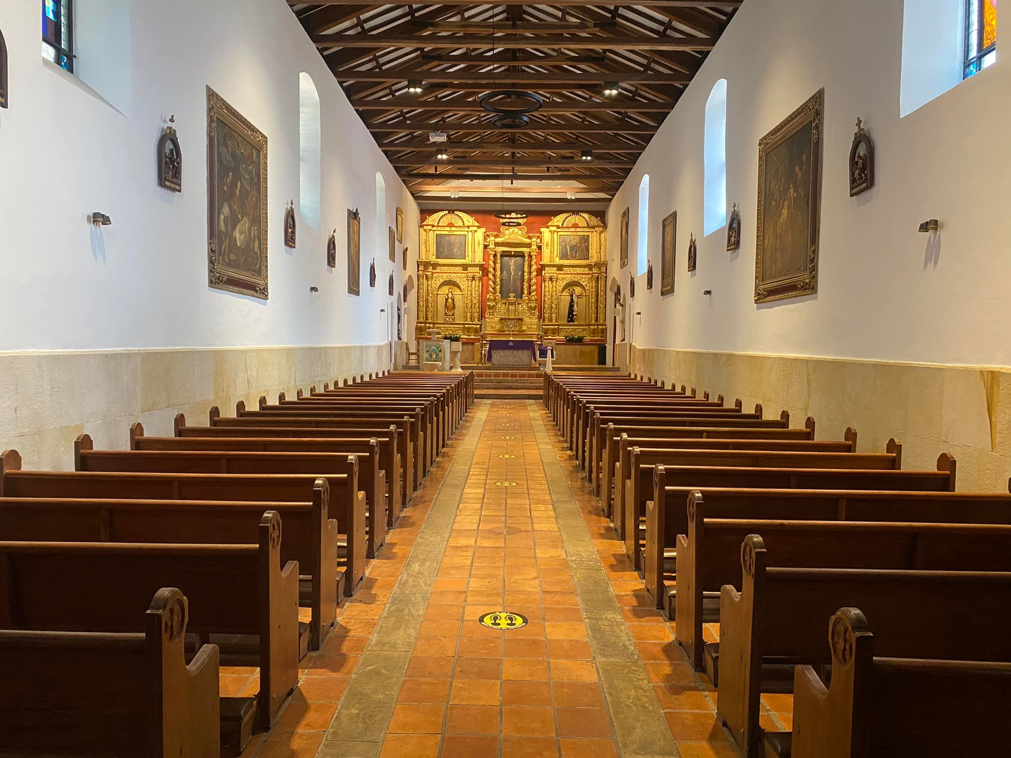 Fotos internas del templo remodelado